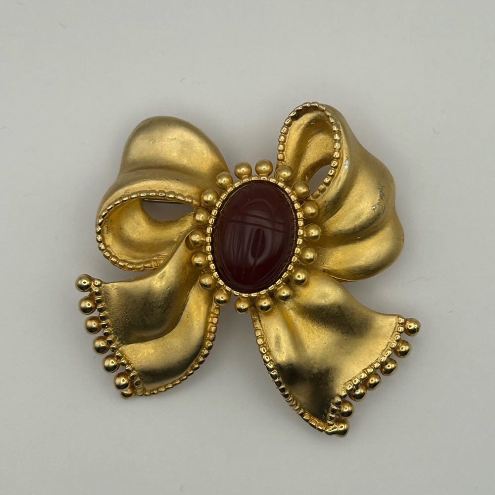 Vintage Erwin Pearl P.E.P. Carnelian Scarab Bow Brooch
